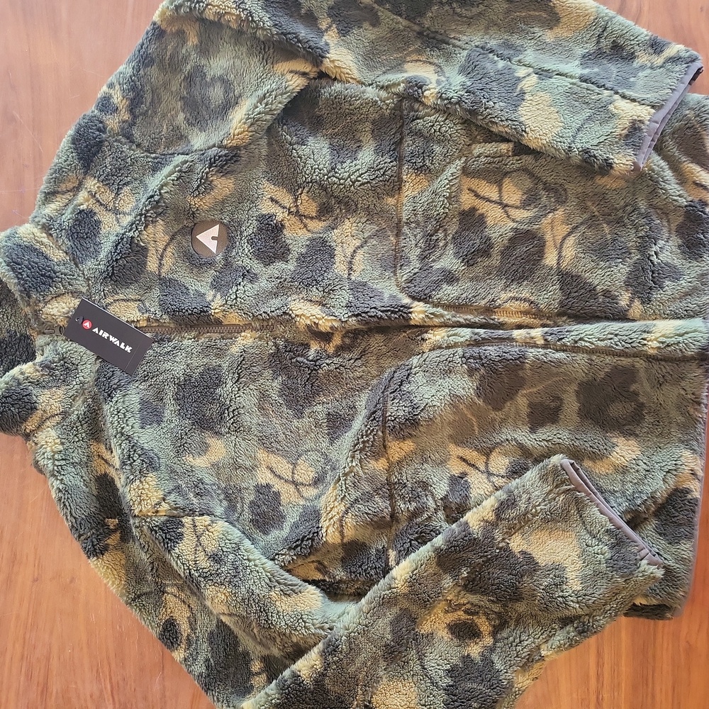 Airwalk Fleece Camo Skulls Half Zip Pullover